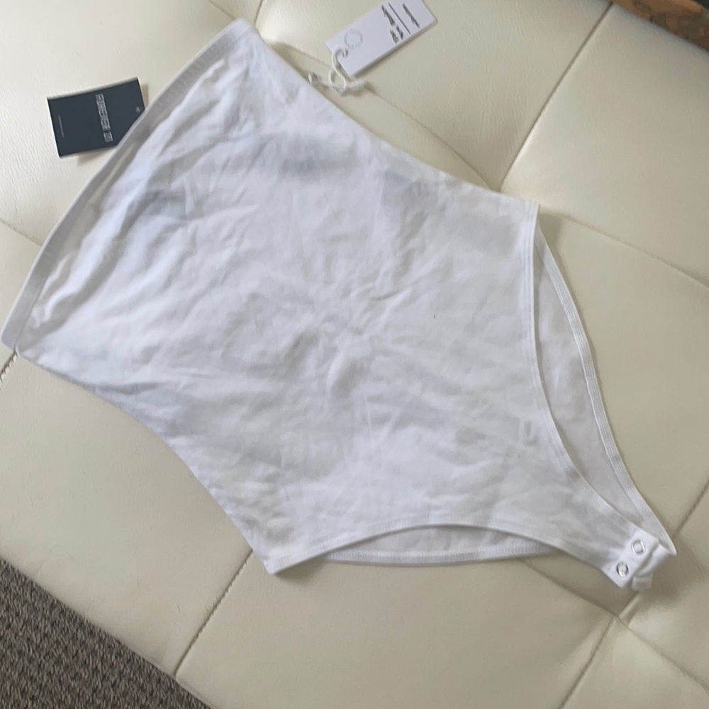 Basic white bandaeu bodysuit